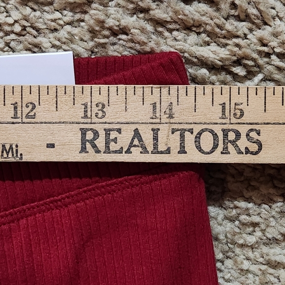 NWT PINK Stretch cotton ribbed flare legging. Size Large. Color deep red - Picture 8 of 11
